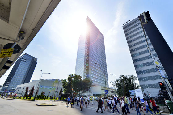 Imaginea articolului TOP ŞAPTE evenimente ale weekendului, de la Garbage şi muzică lăutărească, la teatru şi film