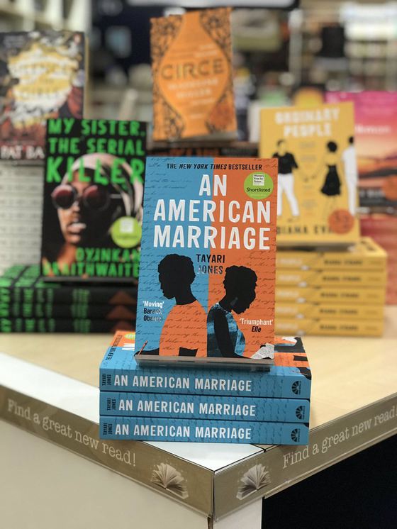 Imaginea articolului Volumul "An American Marriage", de Tayari Jones, premiat cu Women's Prize For Fiction pe 2019