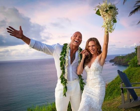 Imaginea articolului Dwayne "The Rock" Johnson s-a căsătorit. Fotografiile de la eveniment, publicate chiar de actor pe Instagram | FOTO