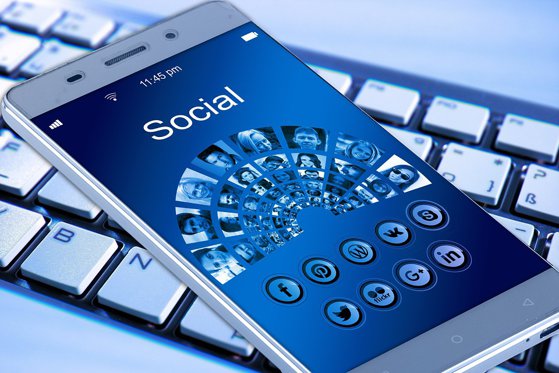 Imaginea articolului "Originea Lumii": Facebook şi internautul care acuza platforma de cenzură au ajuns la un acord/ Ce presupune acesta