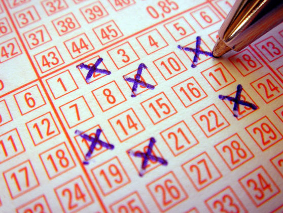 Imaginea articolului REZULTATE LOTO, LOTO 6/49: Report uriaş la Joker. Numerele extrase joi, 8 august 2019