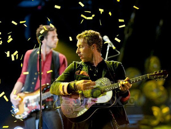 Imaginea articolului ASCULTĂ SMART RADIO | Modalitatea inedit prin care formaţia Coldplay a anunţat că va lansa un album