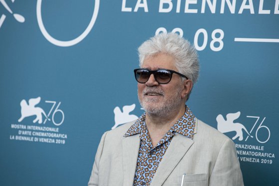 Imaginea articolului Premieră pentru Pedro Almodovar: Regizorul pregăteşte primul său film în Statele Unite