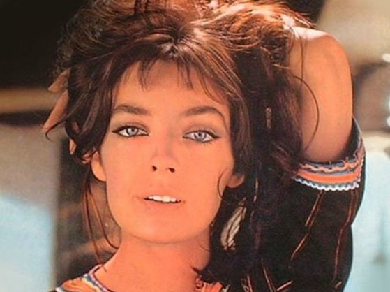 Imaginea articolului Actriţa şi cântăreaţa Marie Laforêt, reprezentantă a Noului Val francez, a murit - VIDEO