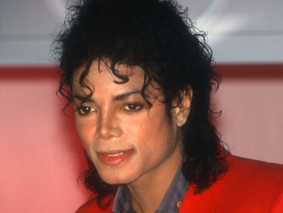 Imaginea articolului ASCULTĂ SMART RADIO | Michael Jackson rămâne lider în topul celor mai bogate vedete care nu mai sunt în viaţă
