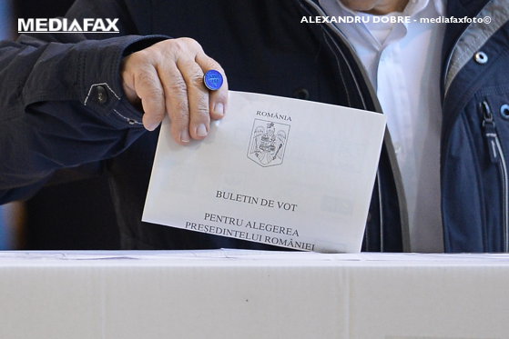 Imaginea articolului Rezultate exit poll alegeri prezidenţiale 2019, prezentate la ora 21.00
