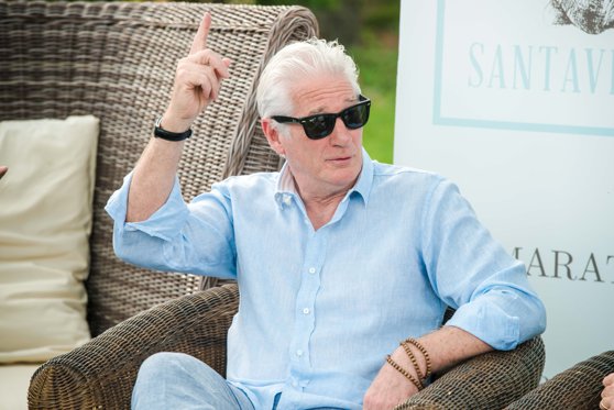 Imaginea articolului Richard Gere va deveni tată pentru a treia oară la 70 de ani