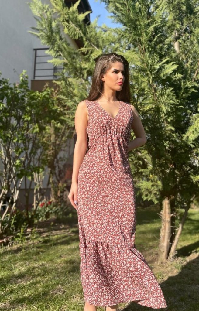 rochie cu motive florale
