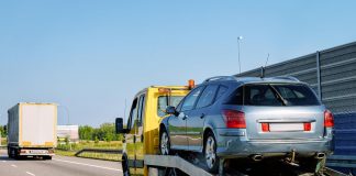Când să apelați la serviciile unei companii de tractare auto – Ghid practic și recomandări utile