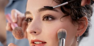 Atelier Maquillage Paris: Unde se îmbină arta și frumusețea Atelier Maquillage Paris