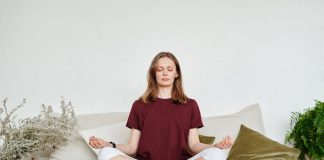 Meditația și Sănătatea Mentală: Beneficii și Practici Pentru O Viață Echilibrată