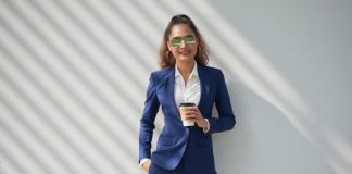 Eleganță la birou – cum să porți cu stil rochii office în fiecare zi, pentru a arăta cât mai profi rochii office