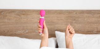 Povestea Vibratorului: De ce au ajuns oamenii să folosească aceste jucării sexuale?