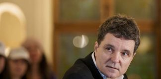 Ce rămâne din democrație când nu mai există opoziție reală?