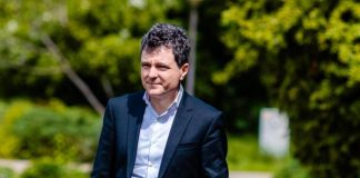 De ce Nicușor Dan este o voce a normalității în politica românească