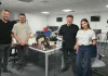UZINEX deschide la Iași primul centru din România unde persoanele cu dizabilități locomotorii învață gratuit să programeze roboți industriali